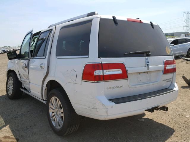 5LMJJ2J52BEJ00929 - 2011 LINCOLN NAVIGATOR თეთრი ფოტო 3