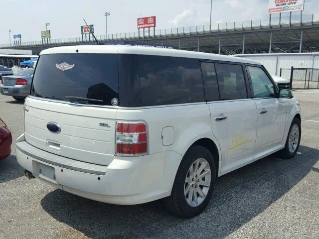 2FMGK5CC1ABB10109 - 2010 FORD FLEX SEL WHITE photo 4