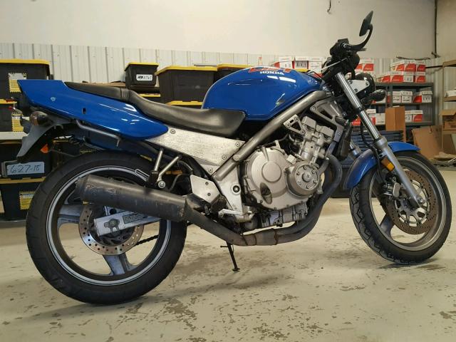 JH2NC2715LM100042 - 1990 HONDA CB400 F BLUE photo 4