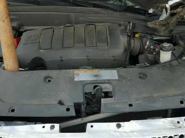 1GKKRTED8CJ267627 - 2012 GMC ACADIA DEN SILVER photo 7