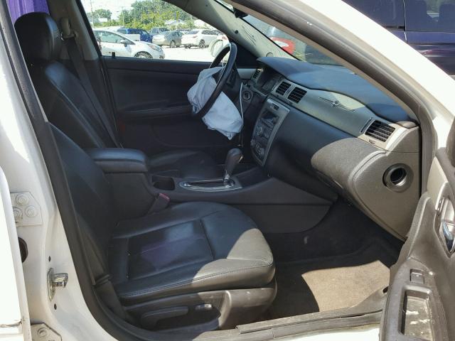 2G1WD58C979175575 - 2007 CHEVROLET IMPALA SUP 白色 照片 5