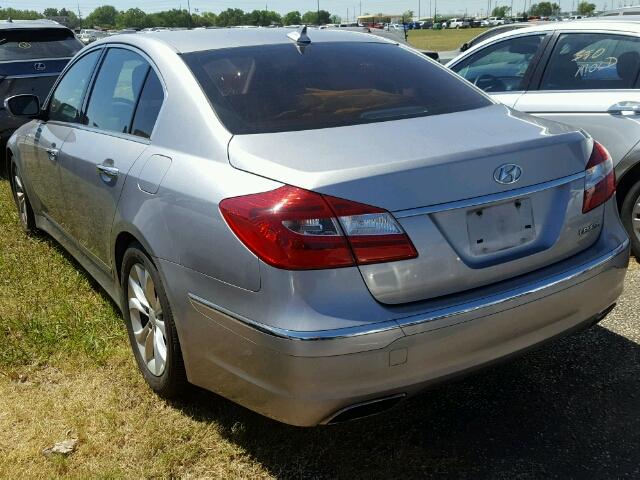 KMHGC4DD1DU242848 - 2013 HYUNDAI GENESIS SILVER photo 3