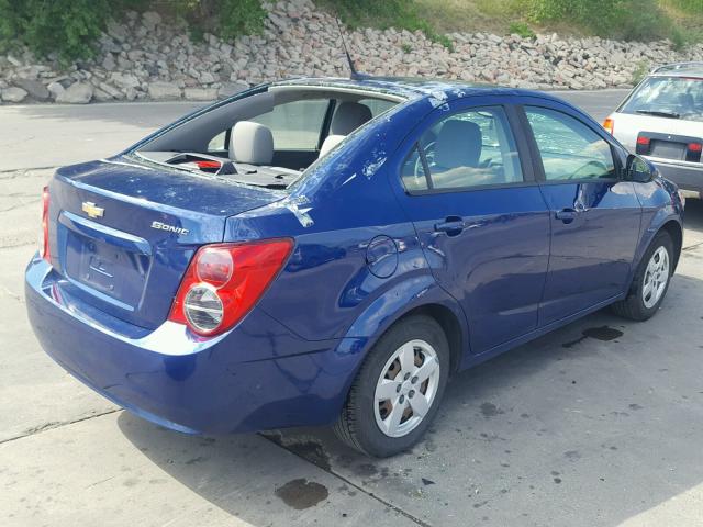 1G1JA5SH1E4108959 - 2014 CHEVROLET SONIC LS BLUE photo 4