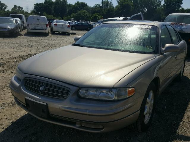 2G4WB55K221186834 - 2002 BUICK REGAL LS 金色 照片 2