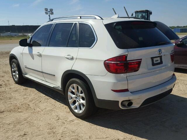 5UXZV4C54D0E01985 - 2013 BMW X5 WHITE photo 3