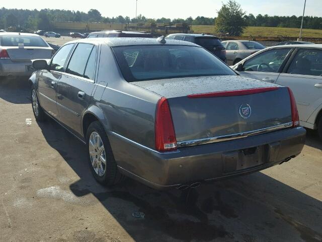 1G6KH5E65BU118135 - 2011 CADILLAC DTS BROWN photo 3