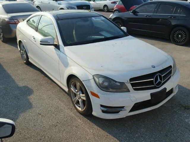 WDDGJ4HB6EG268225 - 2014 MERCEDES-BENZ C 250 WHITE photo 1