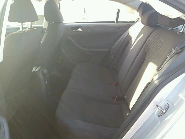 3VW2K7AJ4FM217718 - 2015 VOLKSWAGEN JETTA BASE 银色 照片 6