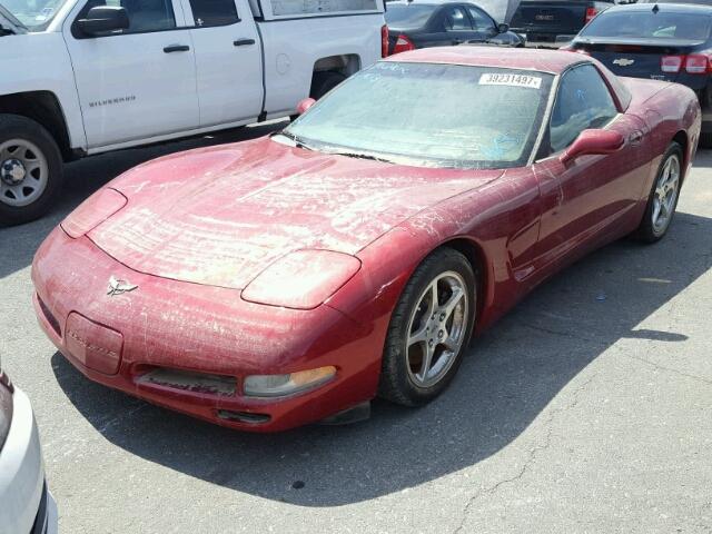 1G1YY22G745103158 - 2004 CHEVROLET CORVETTE MAROON photo 2