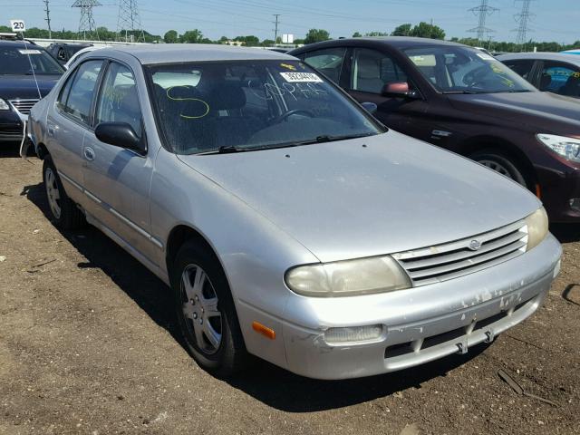 1N4BU31DXSC202495 - 1995 NISSAN ALTIMA XE SILVER photo 1