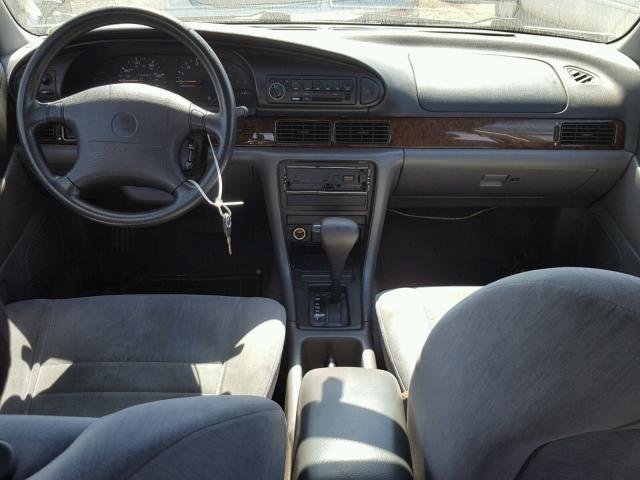 1N4BU31DXSC202495 - 1995 NISSAN ALTIMA XE SILVER photo 9