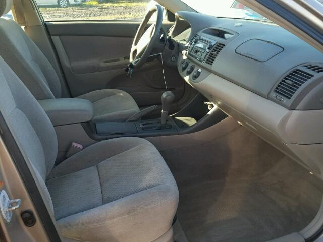 4T1BE32K83U139134 - 2003 TOYOTA CAMRY LE ოქროსფერი ფოტო 5