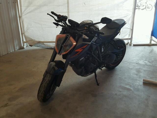 VBKV39407HM959281 - 2017 KTM 1290 SUPER BLACK photo 2