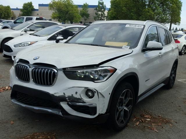 WBXHT3C37J5L24863 - 2018 BMW X1 XDRIVE2 WHITE photo 2