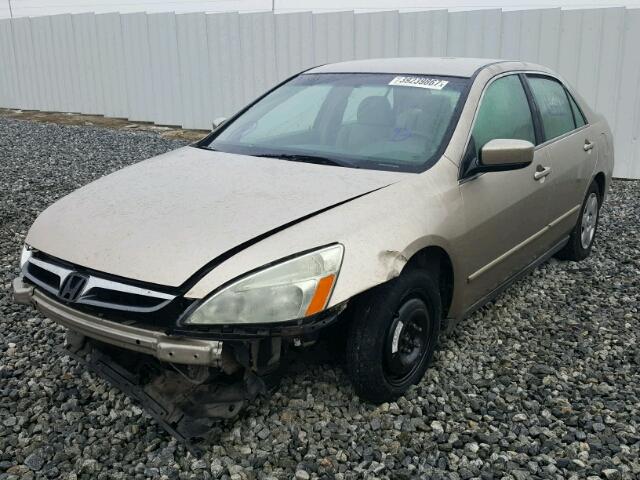 1HGCM56486A128371 - 2006 HONDA ACCORD GOLD photo 2