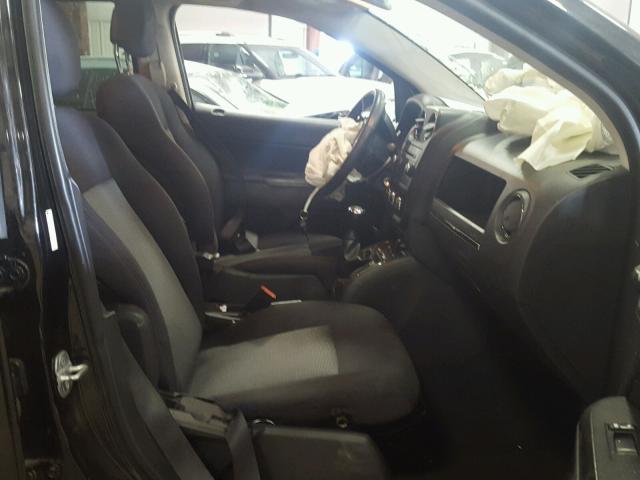 1J4NF1FB2AD640363 - 2010 JEEP COMPASS SP BLACK photo 5