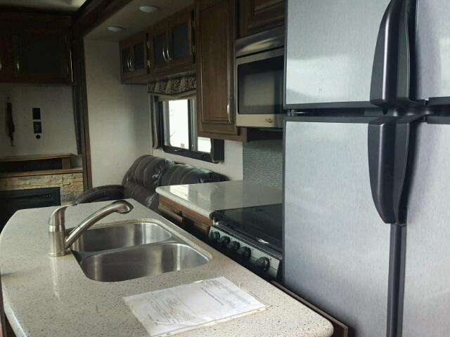 4YDF31026HA740891 - 2017 KEYSTONE MONTANA BEIGE photo 6