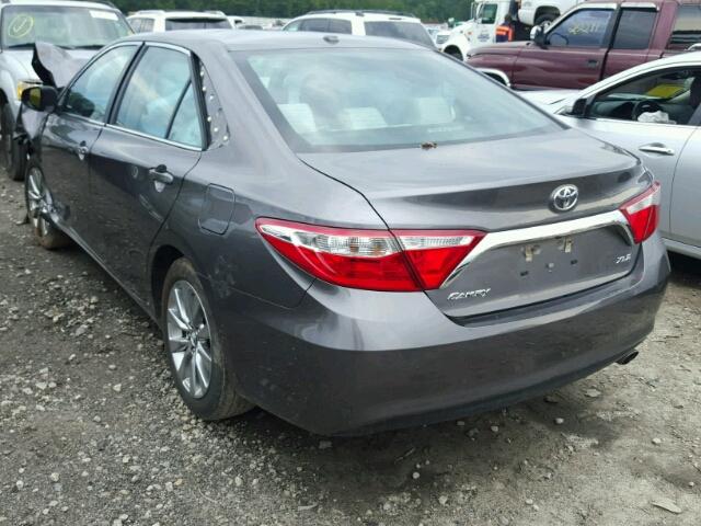 4T1BF1FK9FU992254 - 2015 TOYOTA CAMRY LE GRAY photo 3