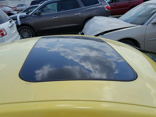 3VWCK31C94M422737 - 2004 VOLKSWAGEN NEW BEETLE YELLOW photo 9