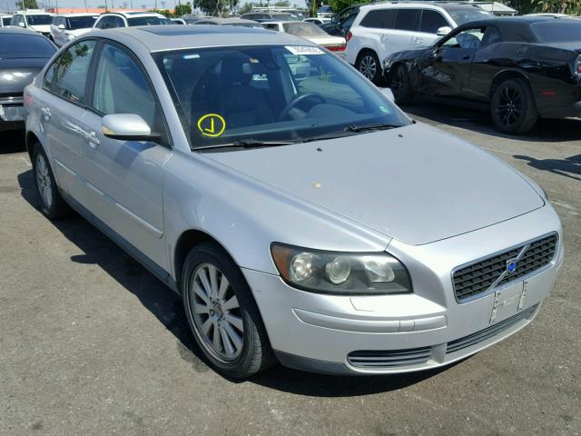 YV1MS382852053263 - 2005 VOLVO S40 2.4I SILVER photo 1