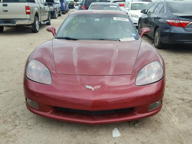 1G1YY24U455132721 - 2005 CHEVROLET CORVETTE MAROON photo 10