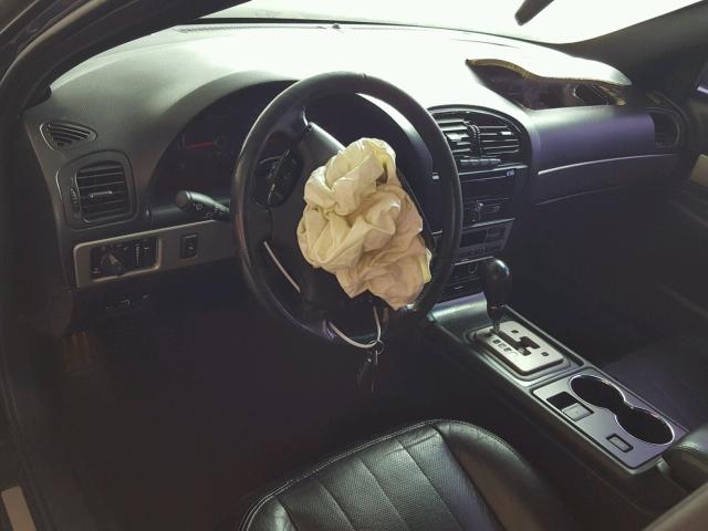 1LNHM87A56Y639999 - 2006 LINCOLN LS შავი ფოტო 9