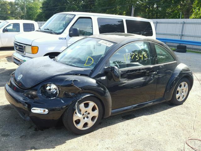 3VWCD21C72M415190 - 2002 VOLKSWAGEN NEW BEETLE 黑色 照片 9