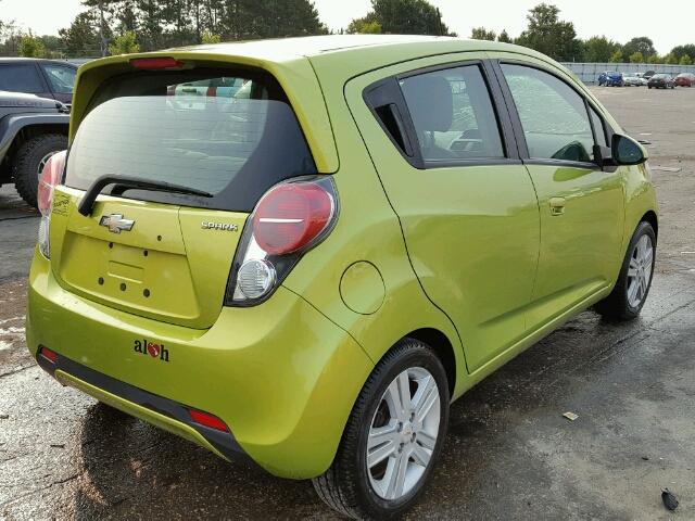 KL8CD6S98DC504258 - 2013 CHEVROLET SPARK 1LT GREEN photo 4