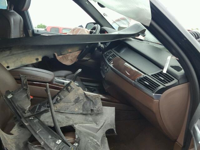 5UXZV8C50D0C16517 - 2013 BMW X5 XDRIVE5 Schwarz Foto 5