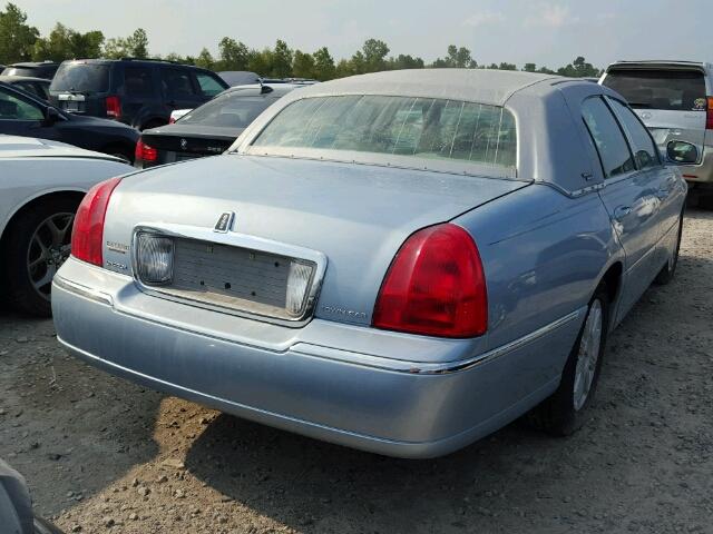 2LNHM82V08X641110 - 2008 LINCOLN TOWN CAR S BLUE photo 4