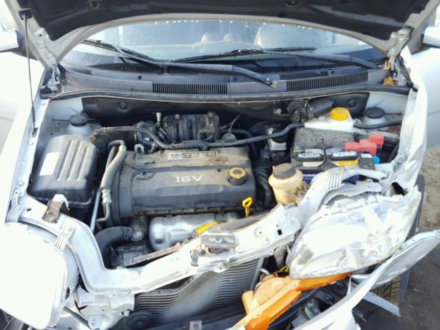 KL1TD66677B713578 - 2007 CHEVROLET AVEO BASE Արծաթագույն լուսանկար 7