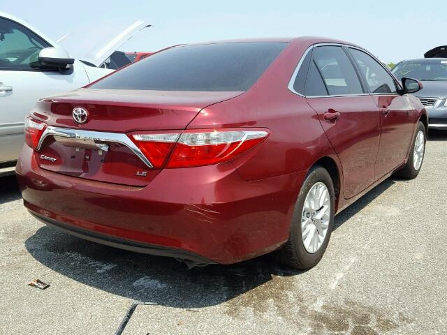 4T1BF1FK3HU717711 - 2017 TOYOTA CAMRY RED photo 4