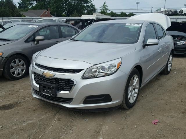 1G11C5SL3FF241405 - 2015 CHEVROLET MALIBU 1LT 银色 照片 2