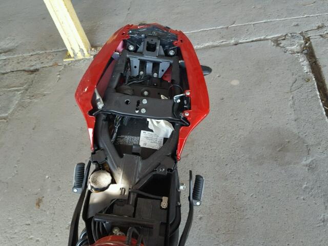 JKAEXEE15GDA22141 - 2016 KAWASAKI EX650 E RED photo 6