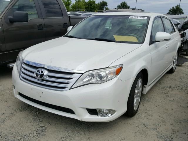 4T1BK3DB8BU392765 - 2011 TOYOTA AVALON BAS WHITE photo 2
