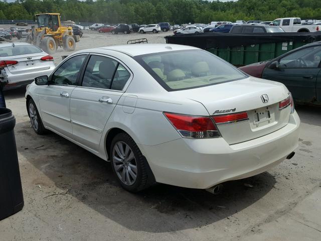 1HGCP3F86BA003734 - 2011 HONDA ACCORD EXL WHITE photo 3