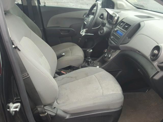 1G1JB6SH0C4101081 - 2012 CHEVROLET SONIC LS GRAY photo 5