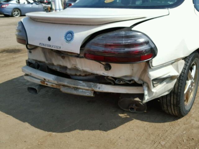 1G2WP52K52F112525 - 2002 PONTIAC GRAND PRIX WHITE photo 9
