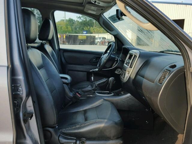 1FMCU94147KA13482 - 2007 FORD ESCAPE SILVER photo 5