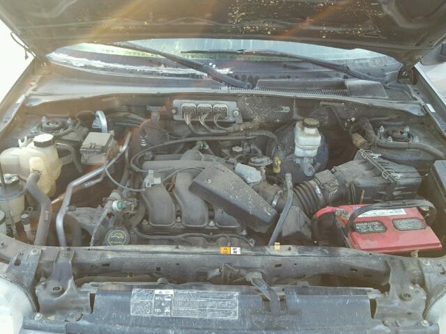 1FMCU94147KA13482 - 2007 FORD ESCAPE SILVER photo 7