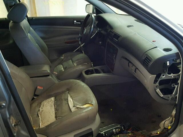 WVWTH63BX3P433939 - 2003 VOLKSWAGEN PASSAT GLX GRAY photo 5