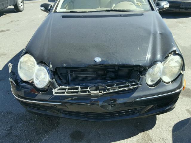 WDBTJ56H58F239734 - 2008 MERCEDES-BENZ CLK 350 BLACK photo 7