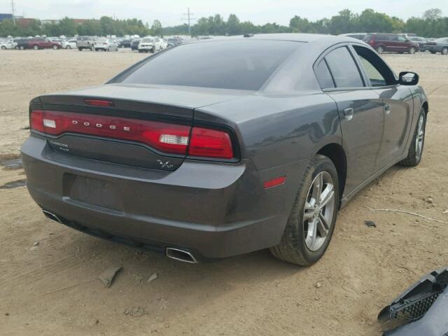 2C3CDXDT2DH682562 - 2013 DODGE CHARGER R/ GRAY photo 4