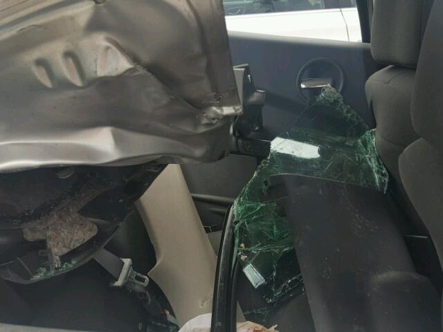 2G2WP522141309377 - 2004 PONTIAC GRAND PRIX SILVER photo 6