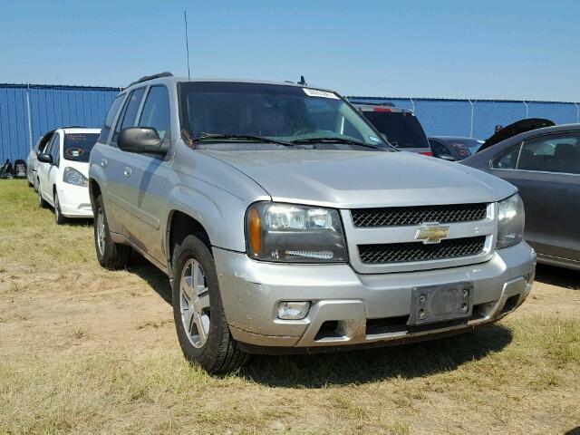 1GNDS13S382117092 - 2008 CHEVROLET TRAILBLAZE SILVER photo 1