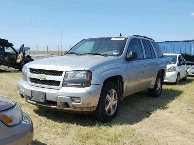 1GNDS13S382117092 - 2008 CHEVROLET TRAILBLAZE SILVER photo 2