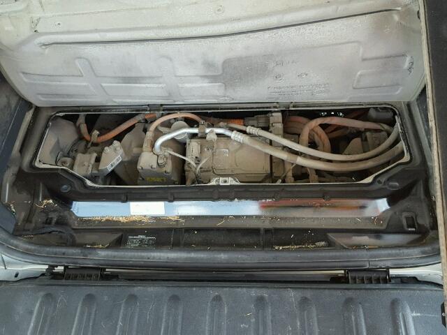 WMEEJ9AA3EK764324 - 2014 SMART FORTWO ELE SILVER photo 7