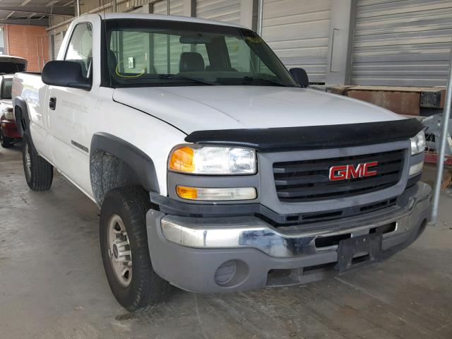 1GTHC24UX5E186529 - 2005 GMC SIERRA C25 WHITE photo 1