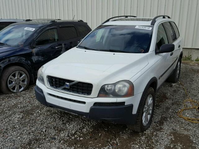 YV1CZ592251213886 - 2005 VOLVO XC90 WHITE photo 2