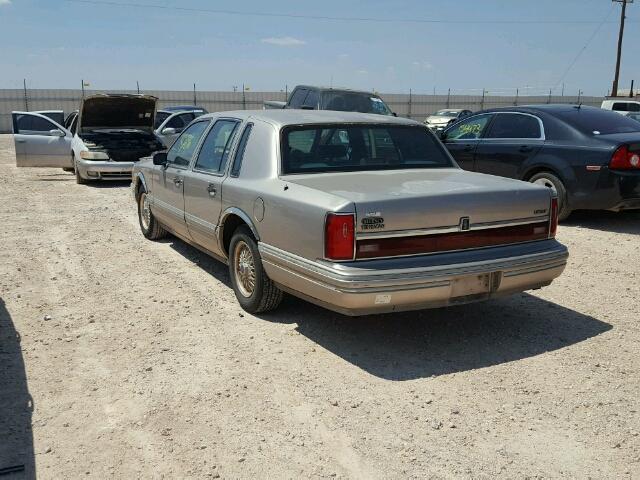 1LNLM82W8RY689264 - 1994 LINCOLN TOWN CAR S TAN photo 3